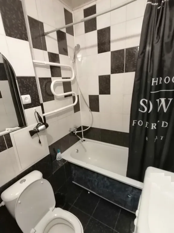 Центр города, красный путь, метро мост