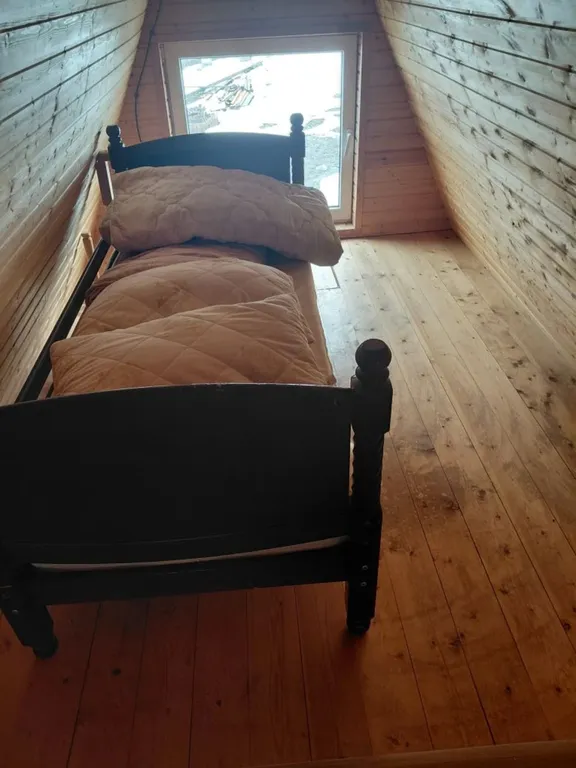 Коттедж Уютный треугольный домик в центре гор — Архыз