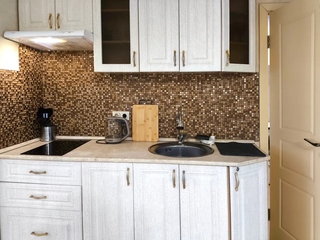 Двухкомнатная квартира с большой кухней