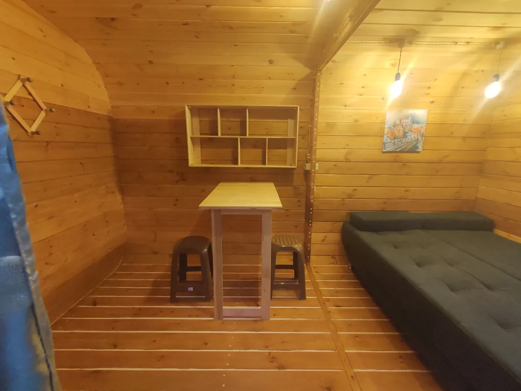 Мини-домик Бочка с собственной беседкой