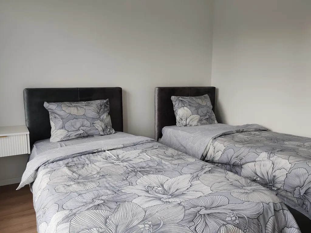 Квартира Большая квартира рядом с метро — Екатеринбург