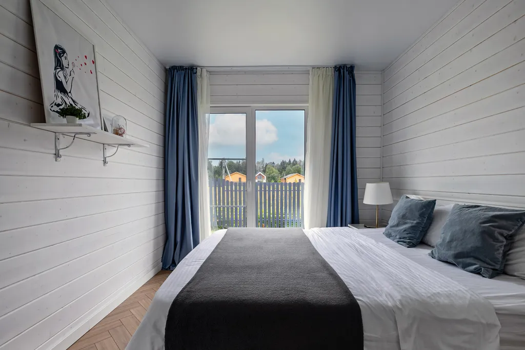 3 больших спальни и с/у с ванной, огромная кухня гостиная white house