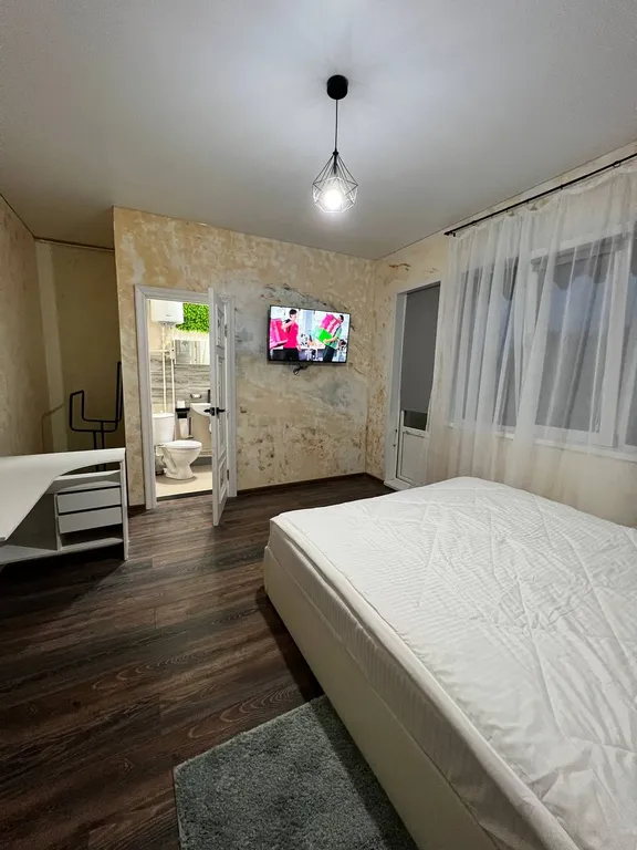 Коттедж Гостевой дом у озера с чаном и баней, лес, рыбалка, квадроциклы, лыжи — Москва