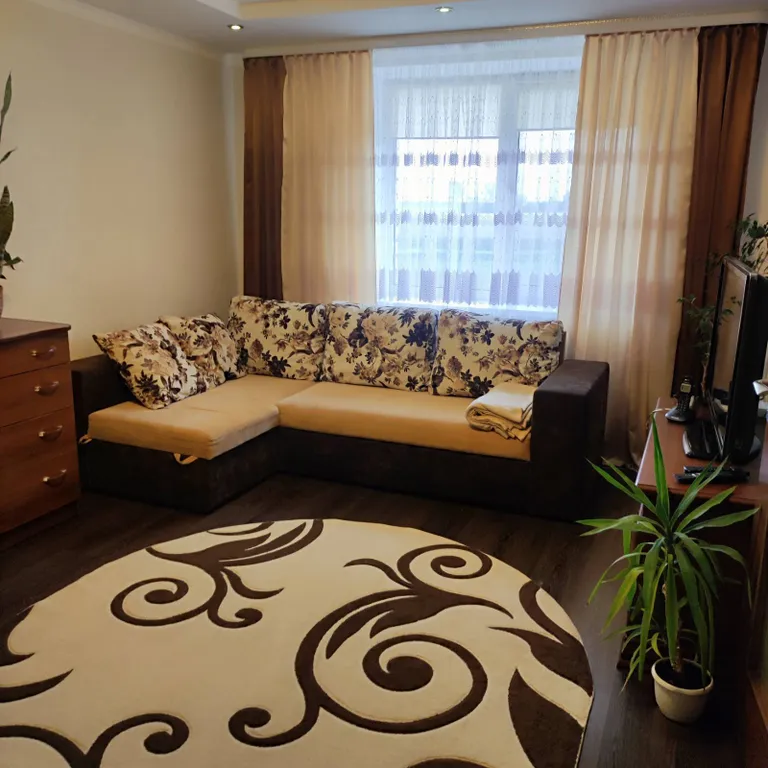 2-х комнатная квартира на сутки в Несвиже с хорошим ремонтом — аренда посуточно в Несвиж