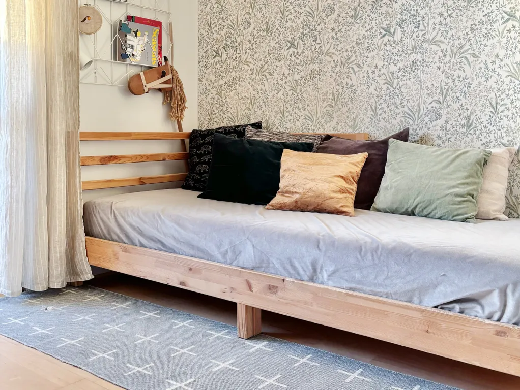 Атмосферная квартира с уникальным дизайном и проектором для фильмов