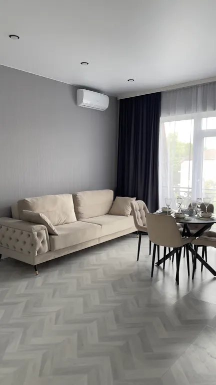 Квартира с красивым видом на море, 2 минуты до пляжа пешком