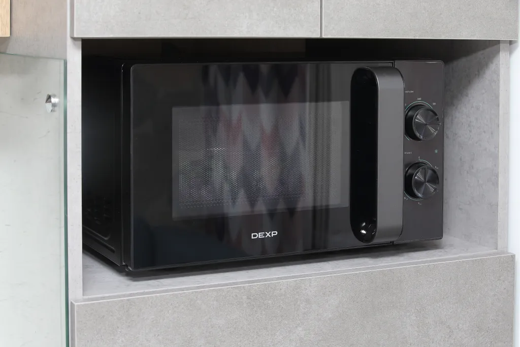 Апартамент в новом доме у метро Заречная в 20 минутах от центра