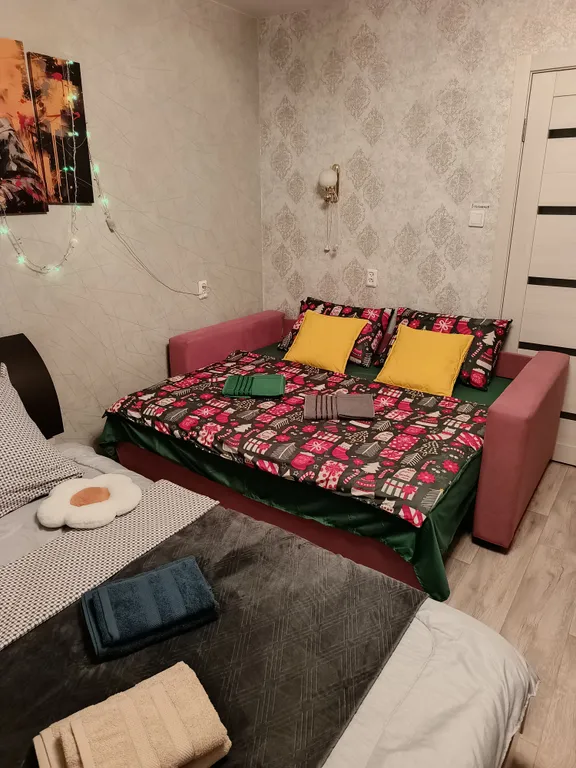 Большая, тёплая, уютная квартира с отдельной кухней в тихом районе