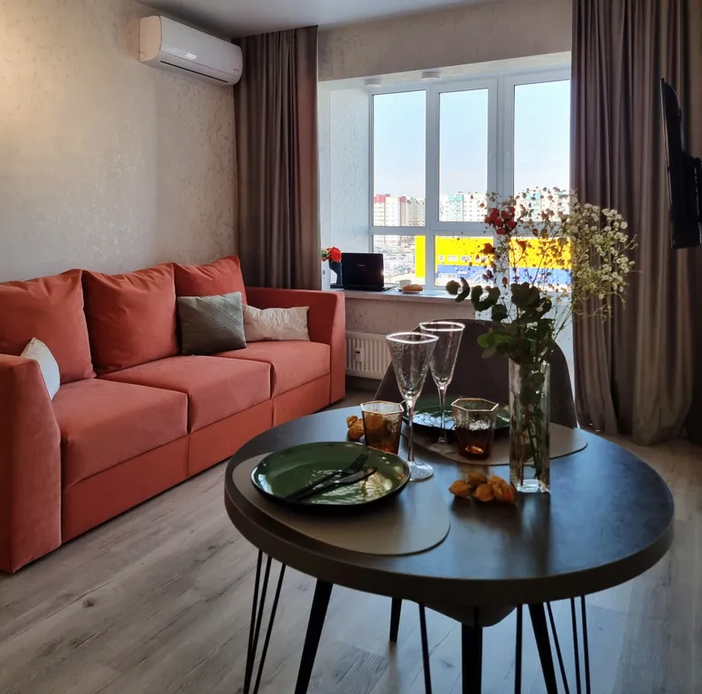 Уютная евродвухкомнатная квартира (СИГР, тц Волна, Ашан).