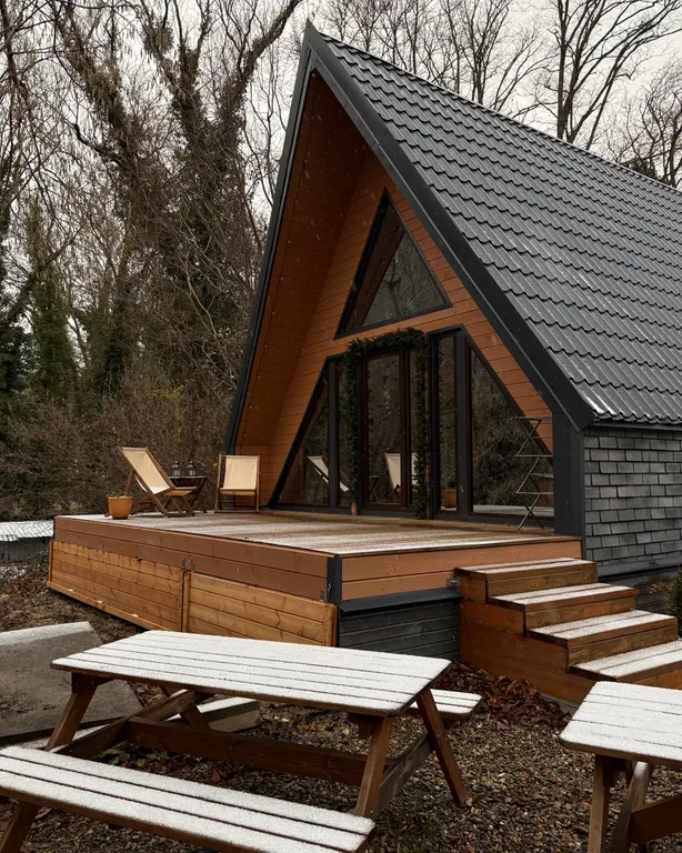 Коттедж А-фрейм коттедж Мята с бассейном — Прасковеевка