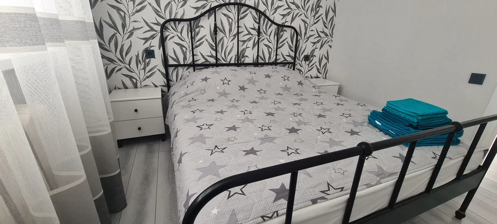 Уютная двухкомнатная квартира в спальном районе