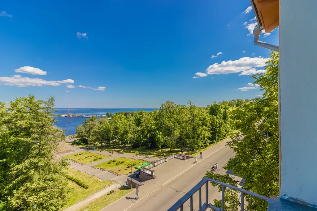 Видовая квартира на берегу Онежского озера — аренда посуточно в Петрозаводск