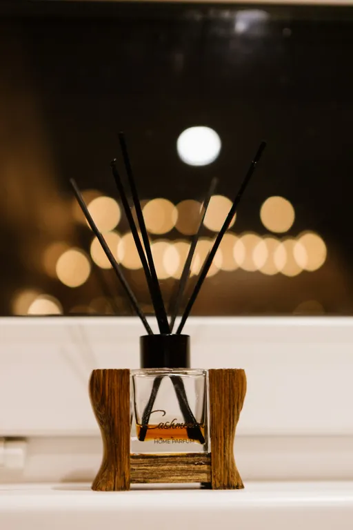 Домик в лесу вблизи от города в стиле A-frame