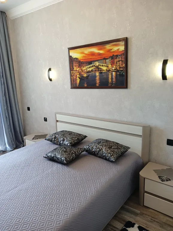 Новая 2-комнатная квартира на набережной с супер дизайном