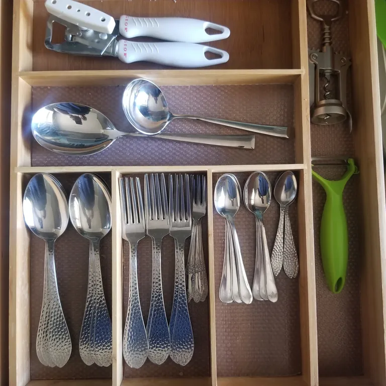 Квартира комфорт, бизнес класса возле метро Парнас