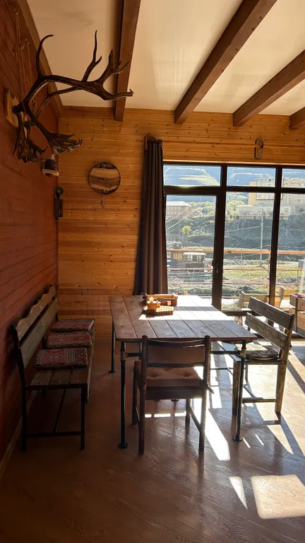 Уютный дом с красивым видом на горы