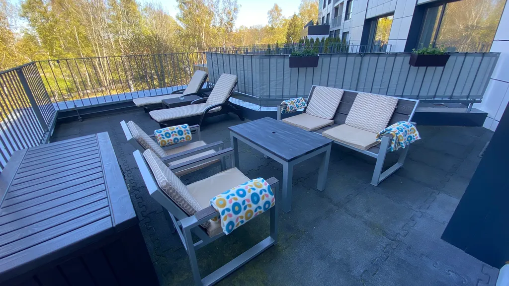 Морское шале с террасой