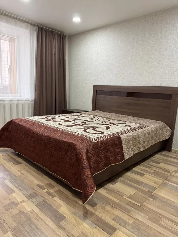 Уютная квартира в центре города, рядом с ЖД вокзалом, Цирком