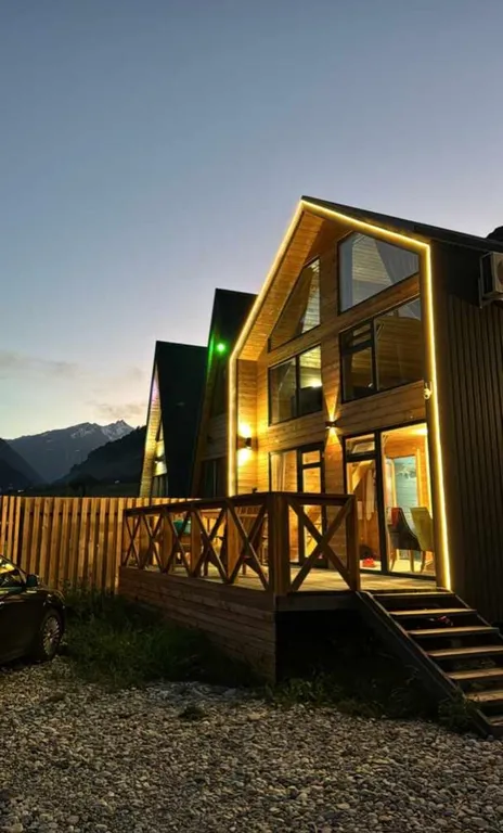 Like village Elbrus-Дом в Приэльбрусье