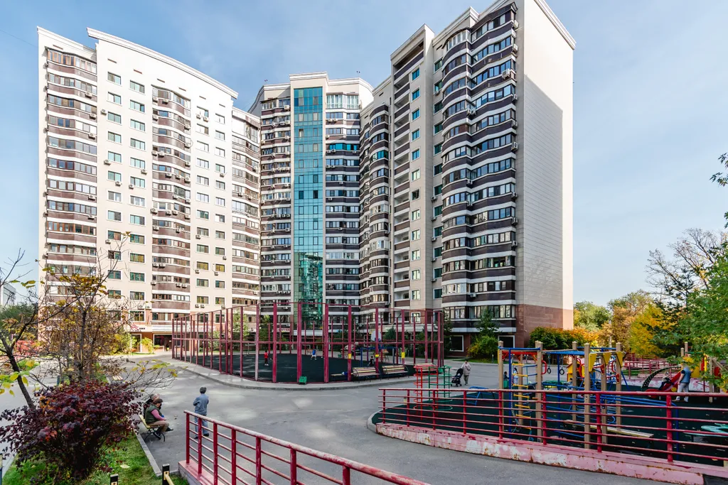 Апартаменты Aray в центре города и с видом на горы