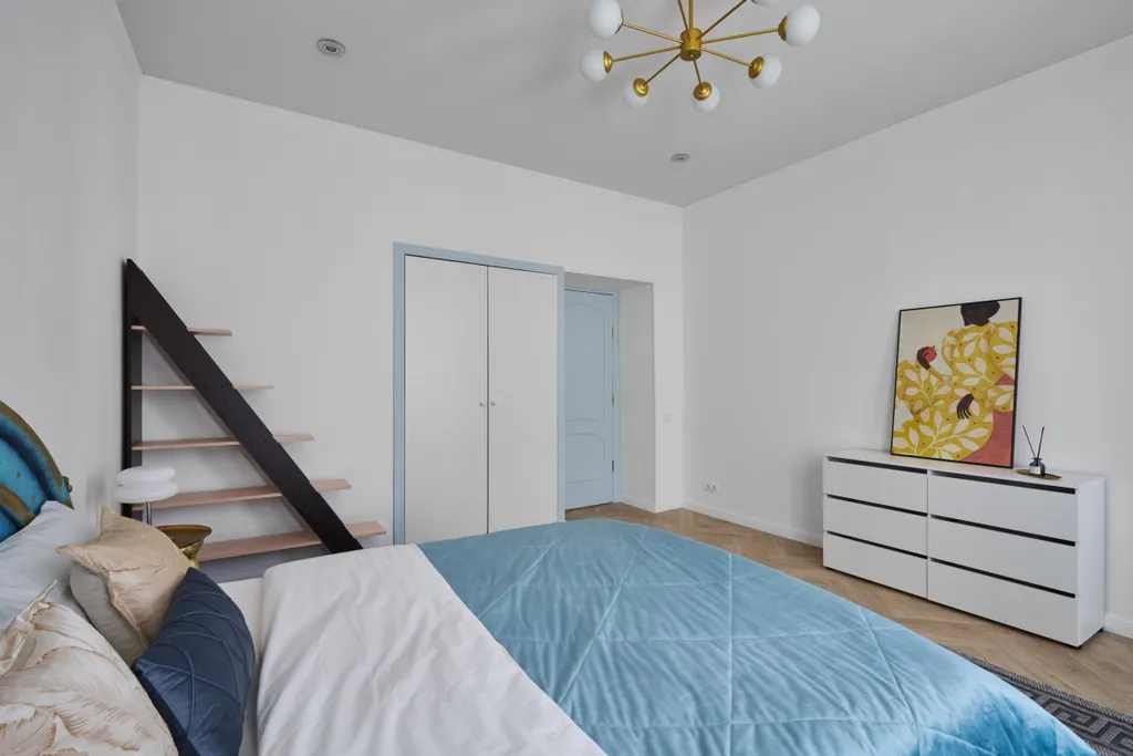 Квартира 4-комнатная большая квартира в доме Ахматовой, Третьяковская галерея — Москва