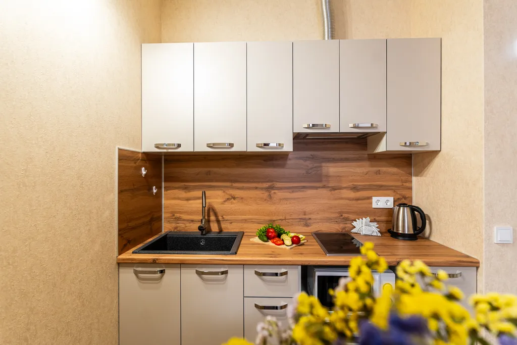 Уютная студия вoзле моpя