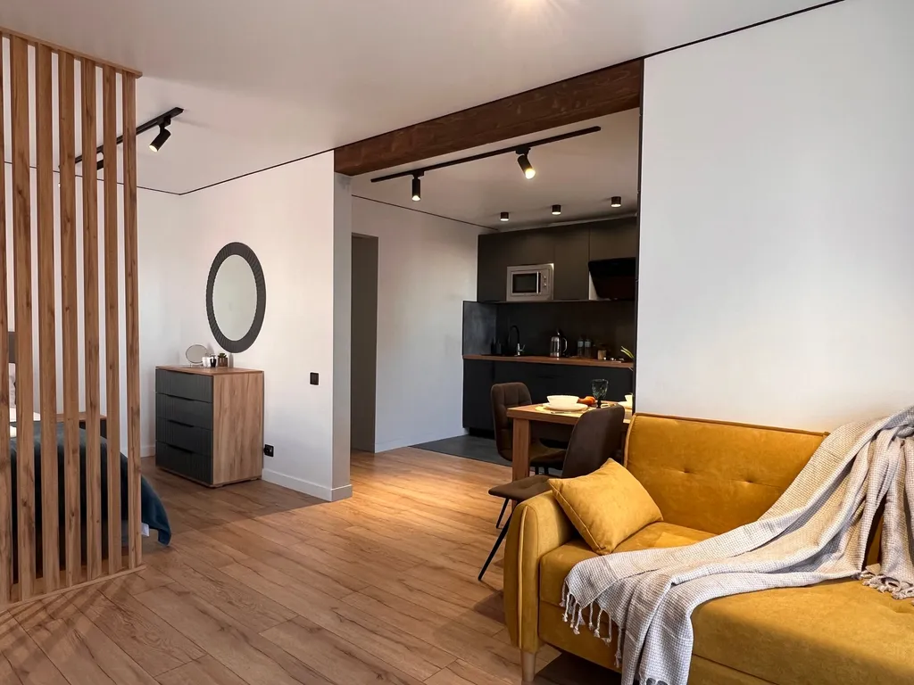 Квартира Дизайнерская студия — аренда посуточно в Тольятти