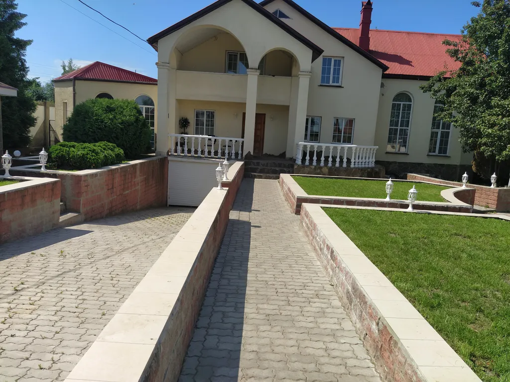 Коттедж в живописном месте — аренда посуточно в Брянск