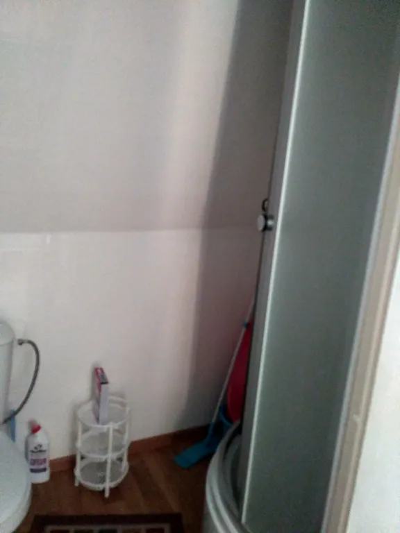 Коттедж Коттедж Уютный номер-студия со всеми удобствами на втором этаже с террасой — Ейск