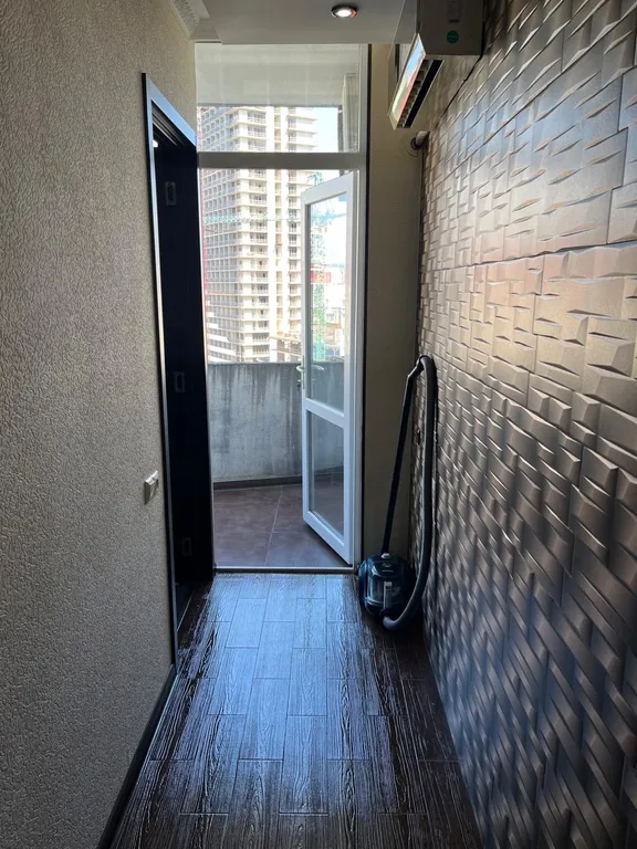 Квартира Квартира с изолированной спальней — Батуми