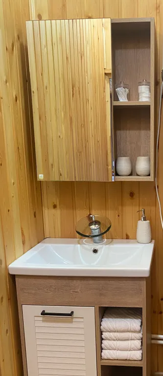 Шале у реки