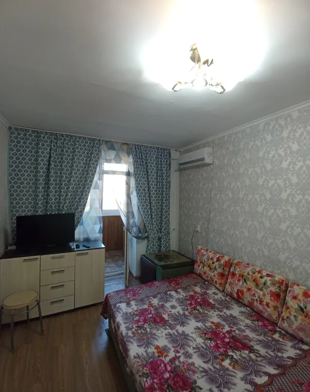 2 комнатная квартира в 50 метрах от моря