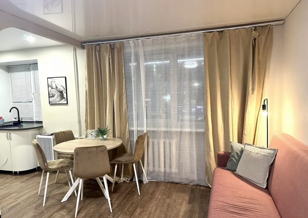 Комфортабельная 2-комнатная квартира в самом центре у ЦУМа — аренда посуточно в Киров