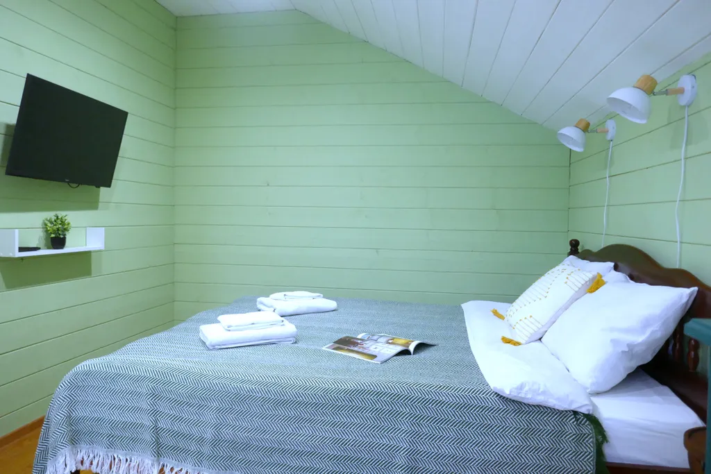 Загородный дом- еловый шёпот