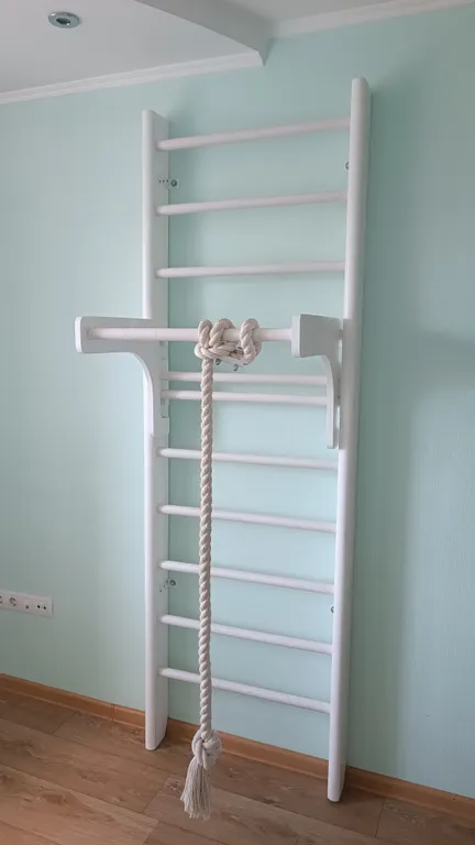 Уютная двухкомнатная квартира семейного типа в центре Белокурихи