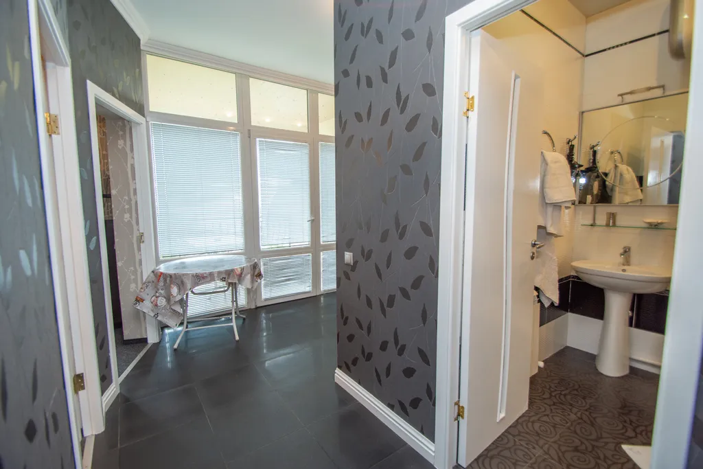 Апартаменты Андеграунд с видом на море