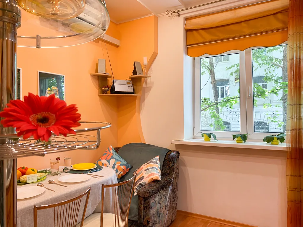 Квартира Квартира Счастье жить в центре Севастополя в яркой квартире с видом на Артбухту — Севастополь