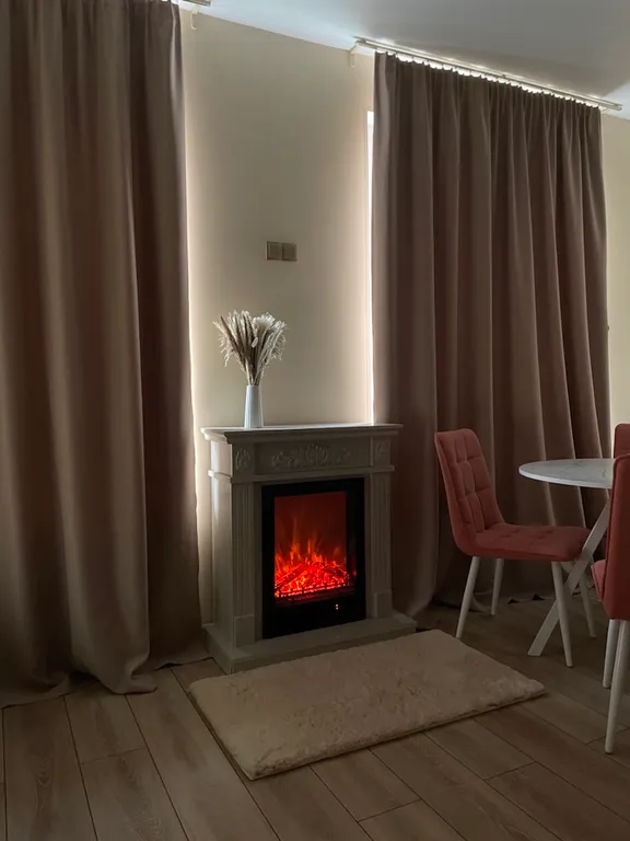 Студия комфорт-класса с камином