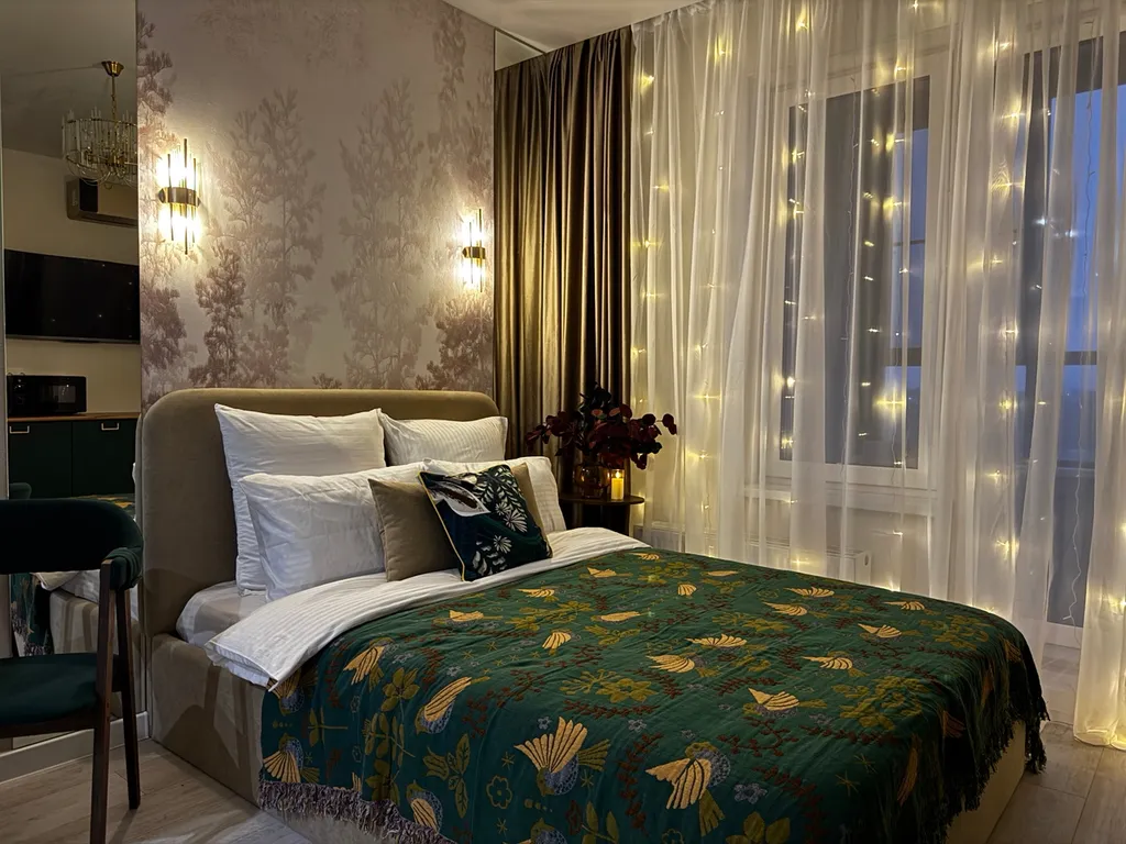 Дизайнерская студия в изумрудном цвете