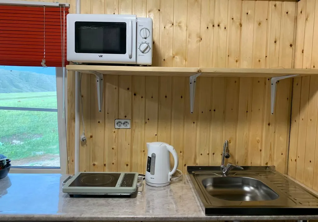 Уютный коттедж с видом на горы и восход солнца — аренда посуточно в Горно-Алтайск