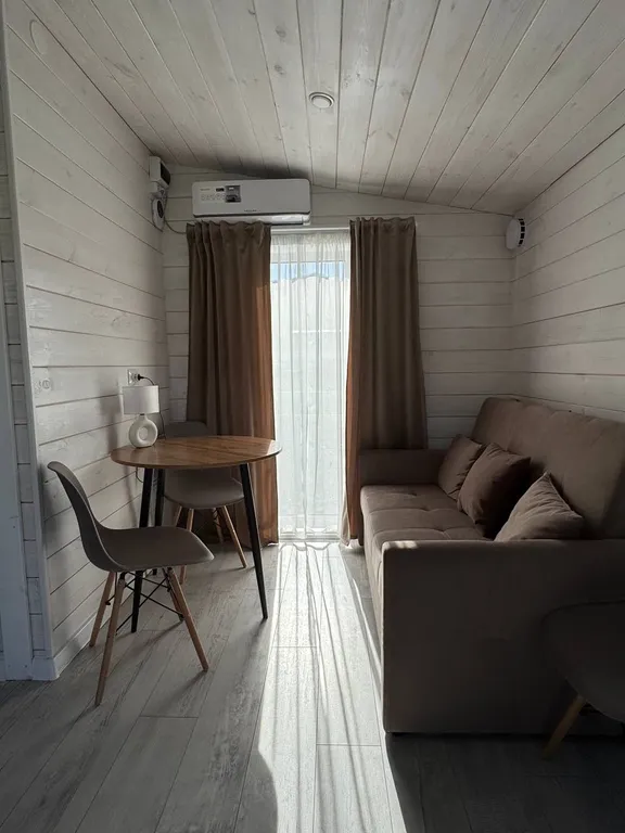 Уютный гостевой домик Шифт №1 с видом на горы