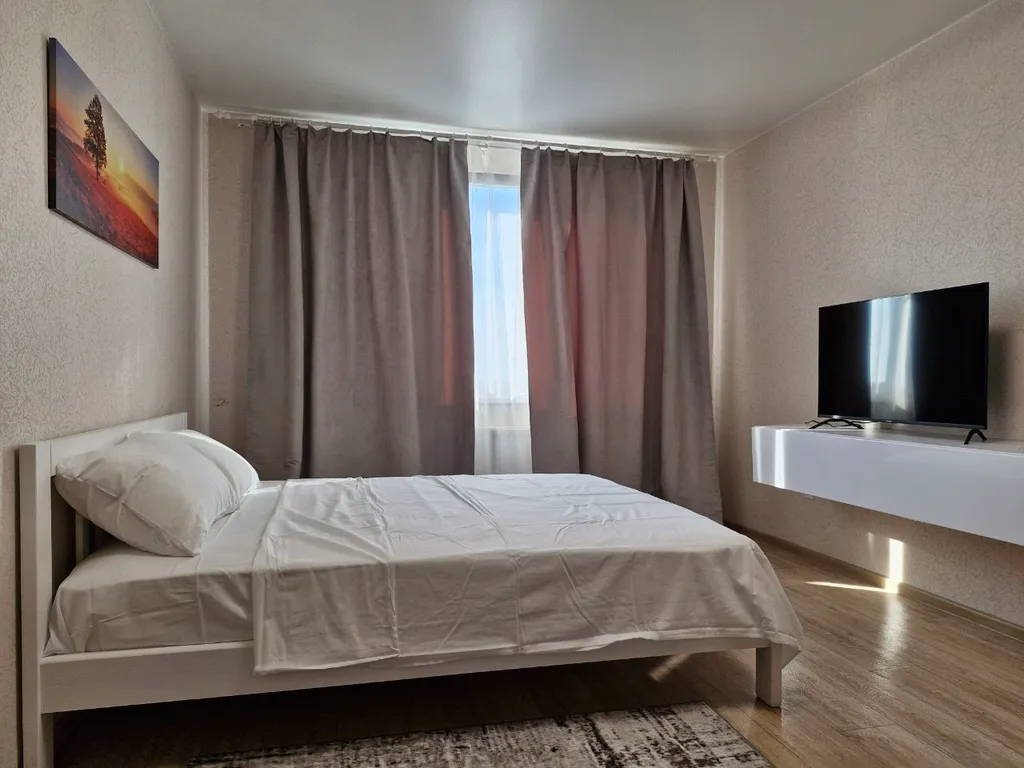 Светлая квартира по трассе М-4, рядом с Областной больницей и роддомом