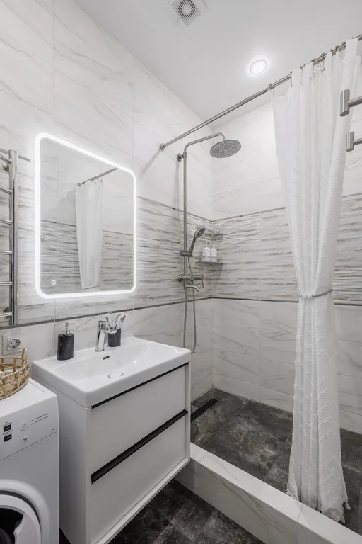 Дизайнерская квартира у театра