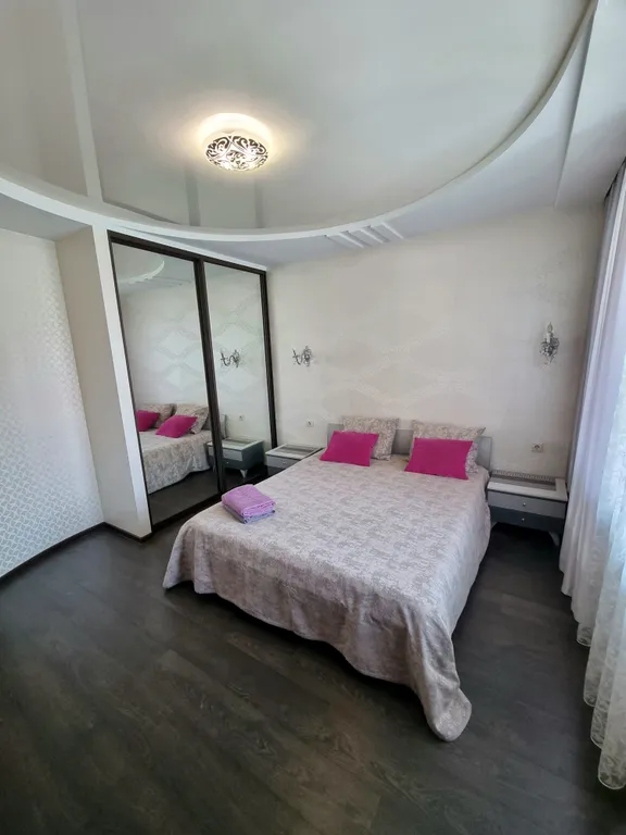 Просторная, современная евро 3-комнатная в центре города