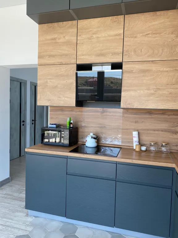 Дом на берегу для большой семьи