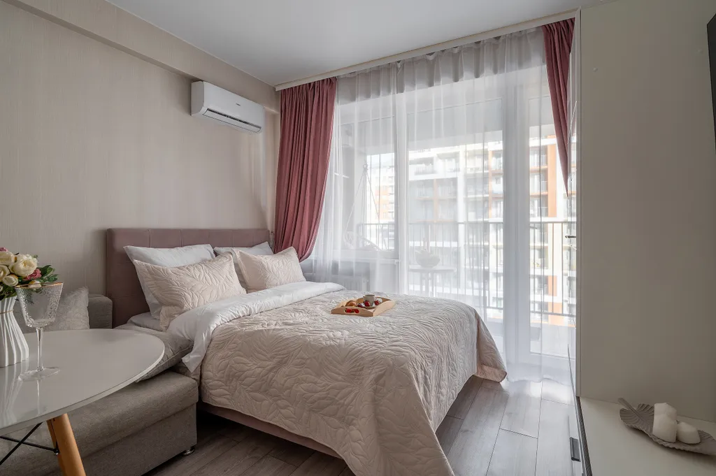 Студия у моря с бассейном на территории. Каравелла 112