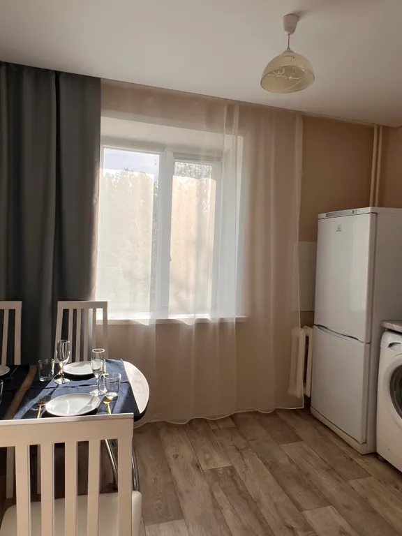 Электронный замок, центр, netflix + megogo