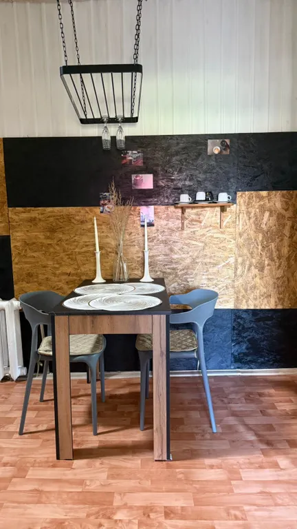 Уютный домик в деревне с выходом на веранду и ухоженным садом