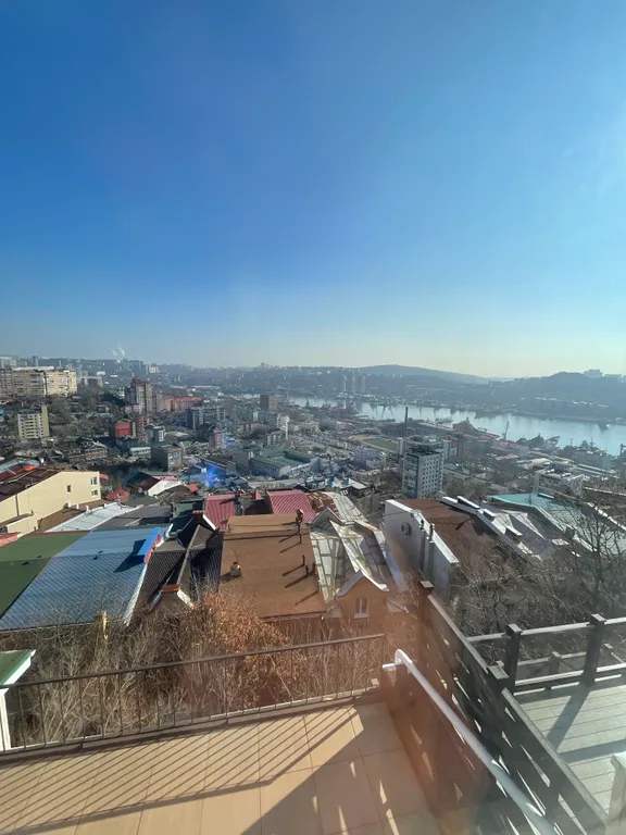 Большой коттедж - Lucky Home в центре с видом на  Золотой Рог