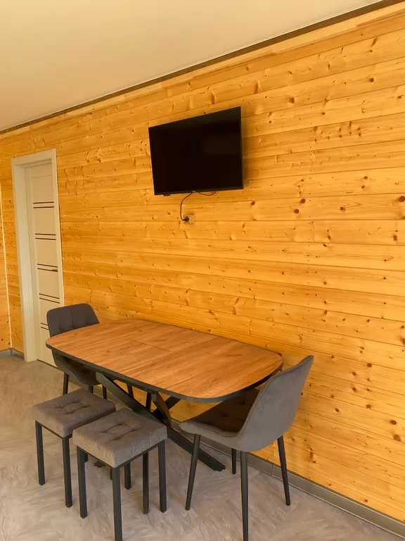 Гостевой комплекс Голден Хаус на первой береговой линии